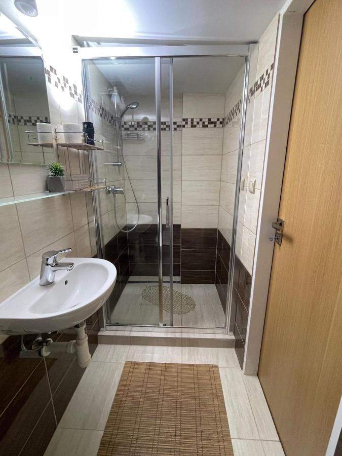Hotel Sifra 276 à Nová Lesná Extérieur photo